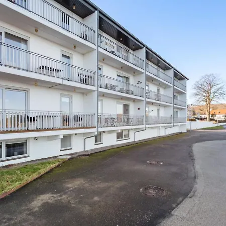 Apartamento Ramona - 10m From The Sea In Bornholm By Interhome